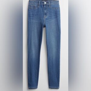 NWT Gap High Rise Favorite Jegging!